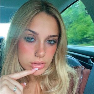 Meet your Posher, Jodi